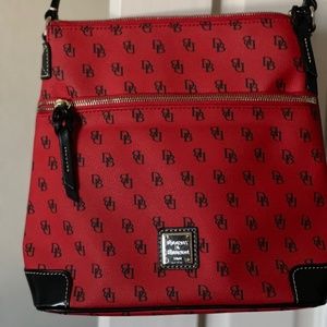 Dooney & Bourke Crossbody bag